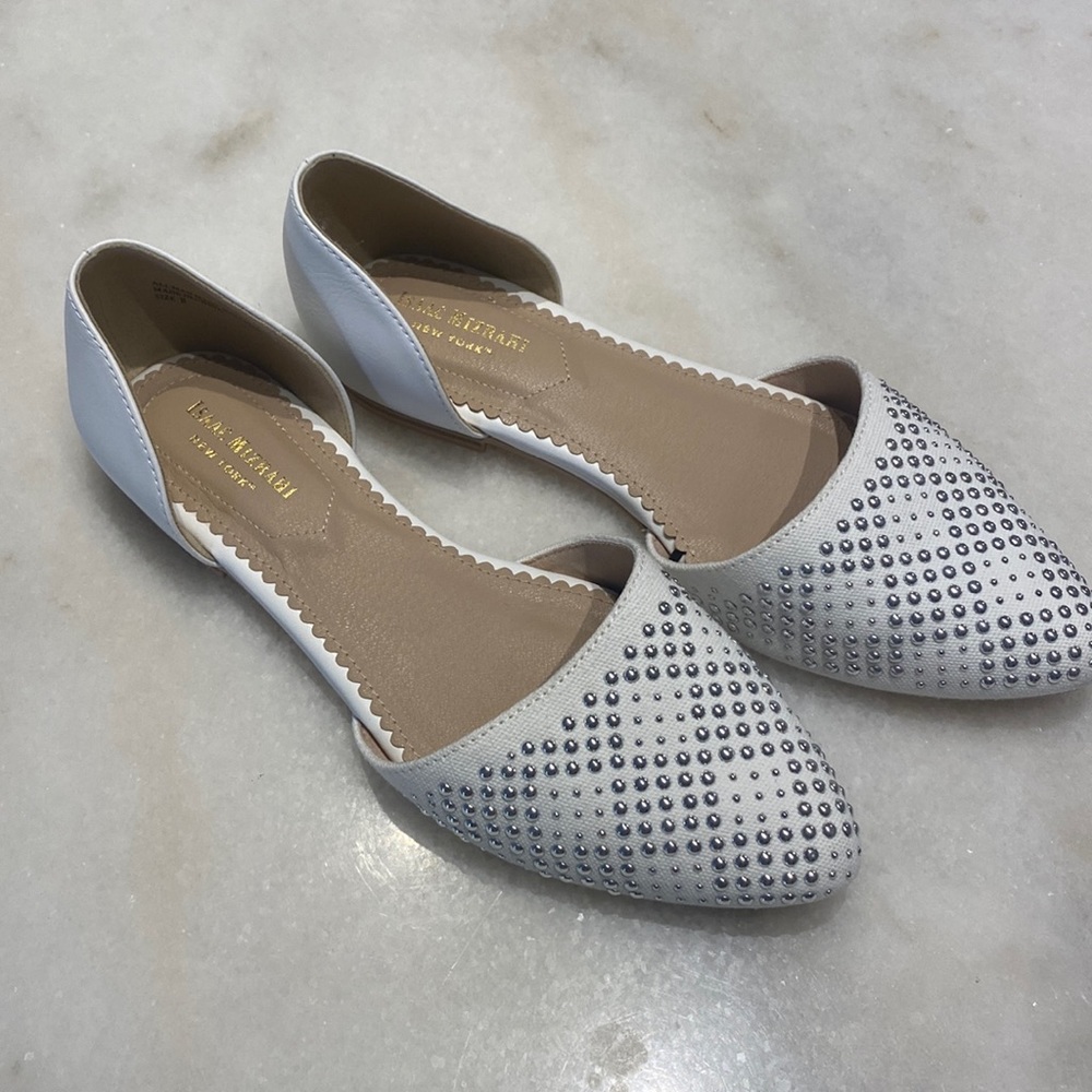 Isaac Mizrahi New York Shoes - White & Silver Beaded Flats Size 8